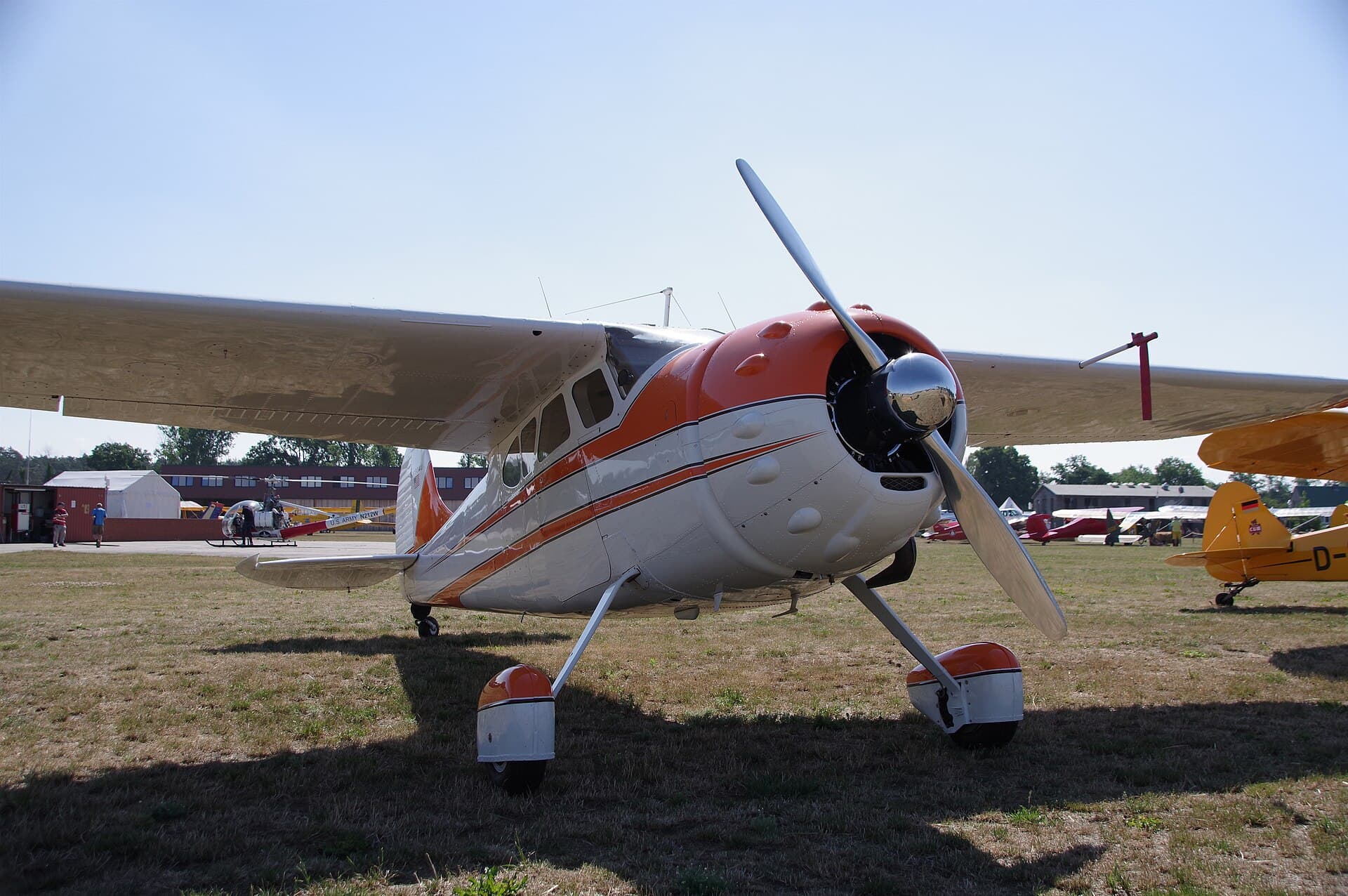N1904U - Single-engine aircraft