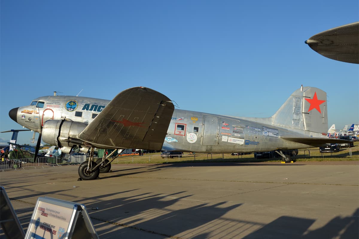 N4550J - Twin-engine aircraft