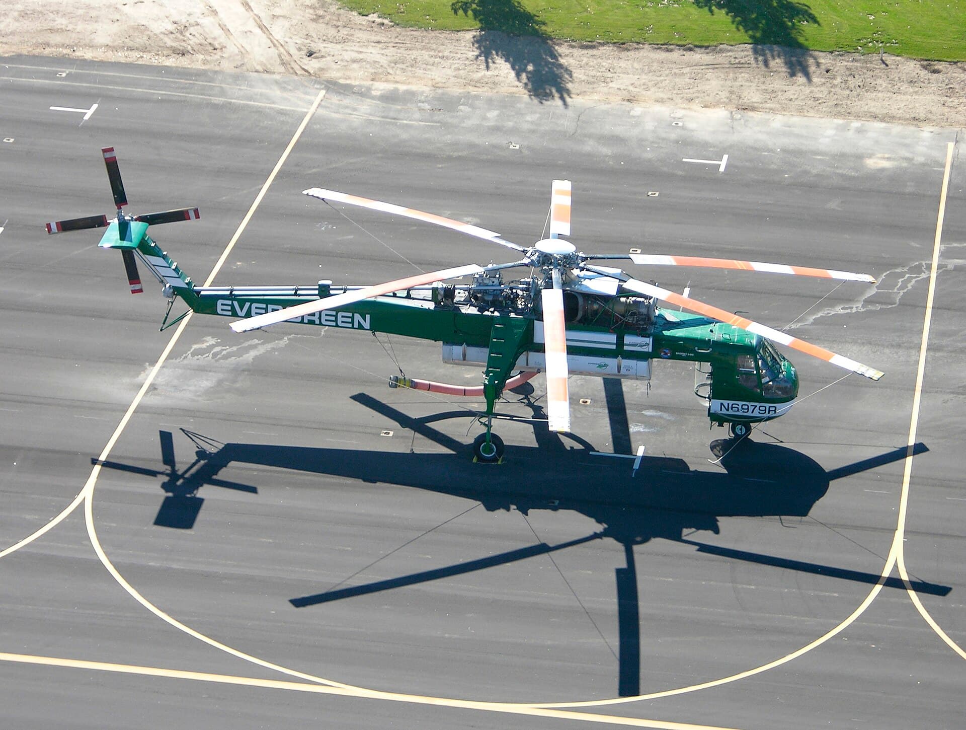 N6979R - Helicopter