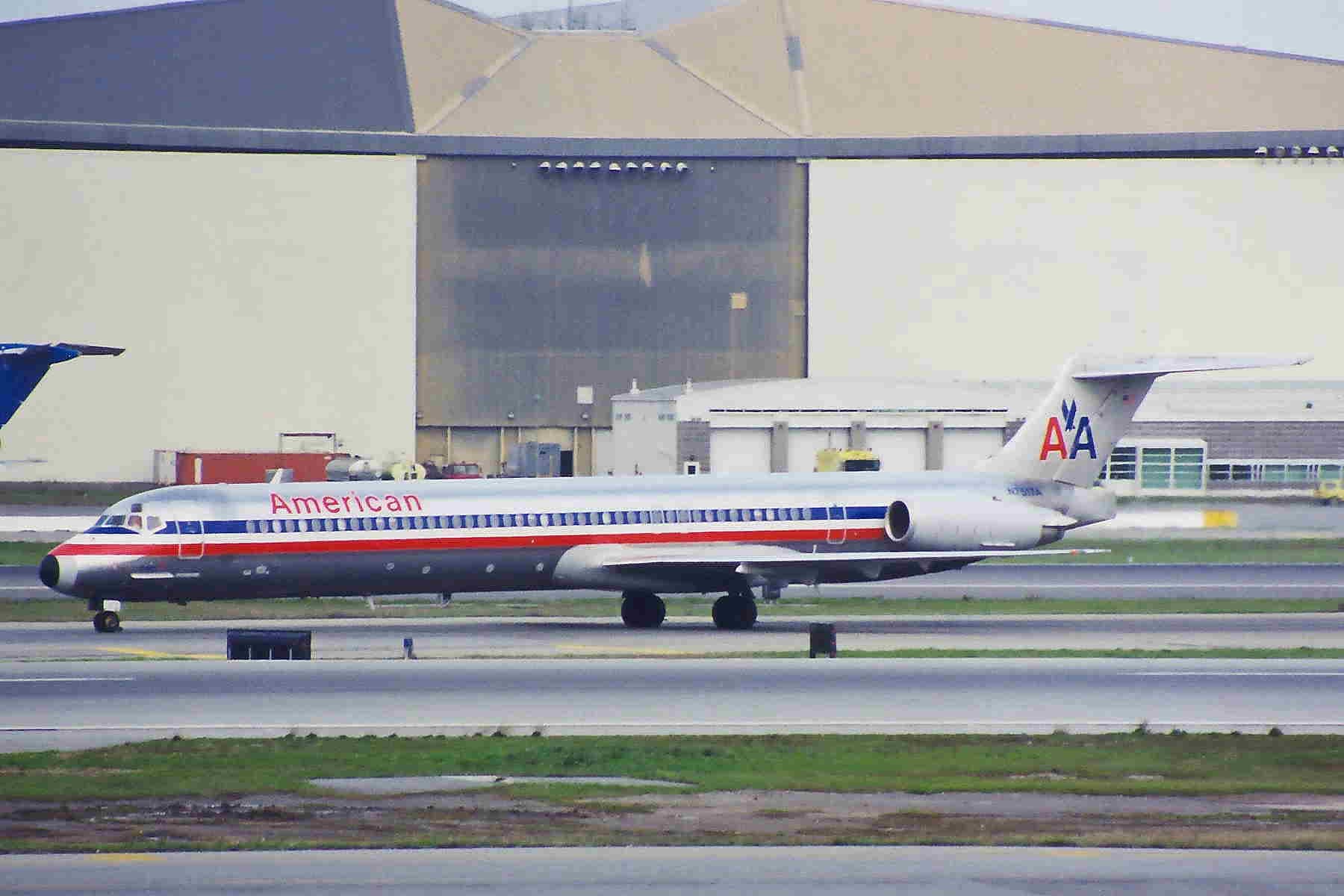N7517A - Aircraft