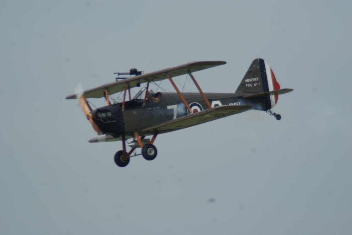 - Single-engine aircraft
