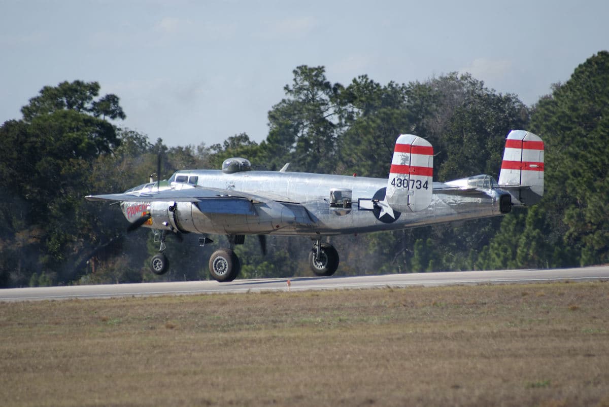 - Twin-engine aircraft