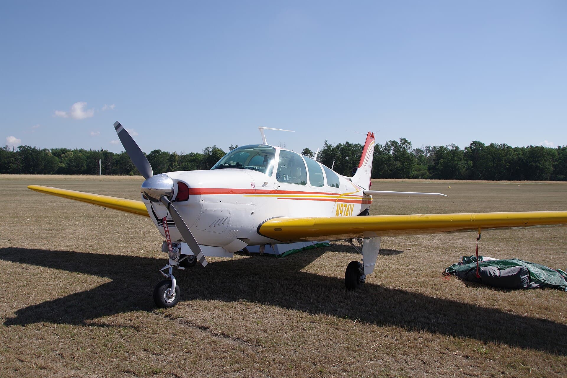N9741Y - Single-engine aircraft