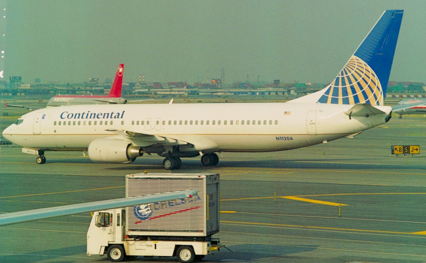 N11206 - Boeing