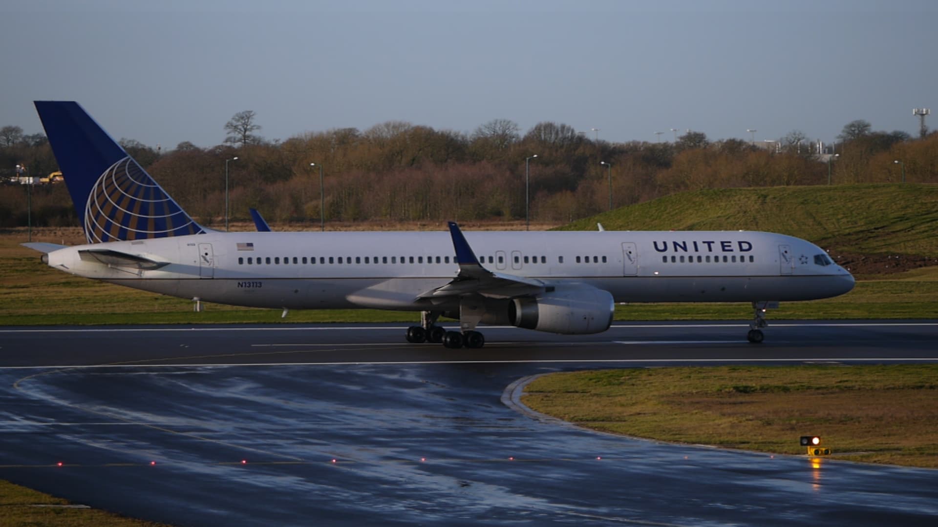 N13113 - Boeing