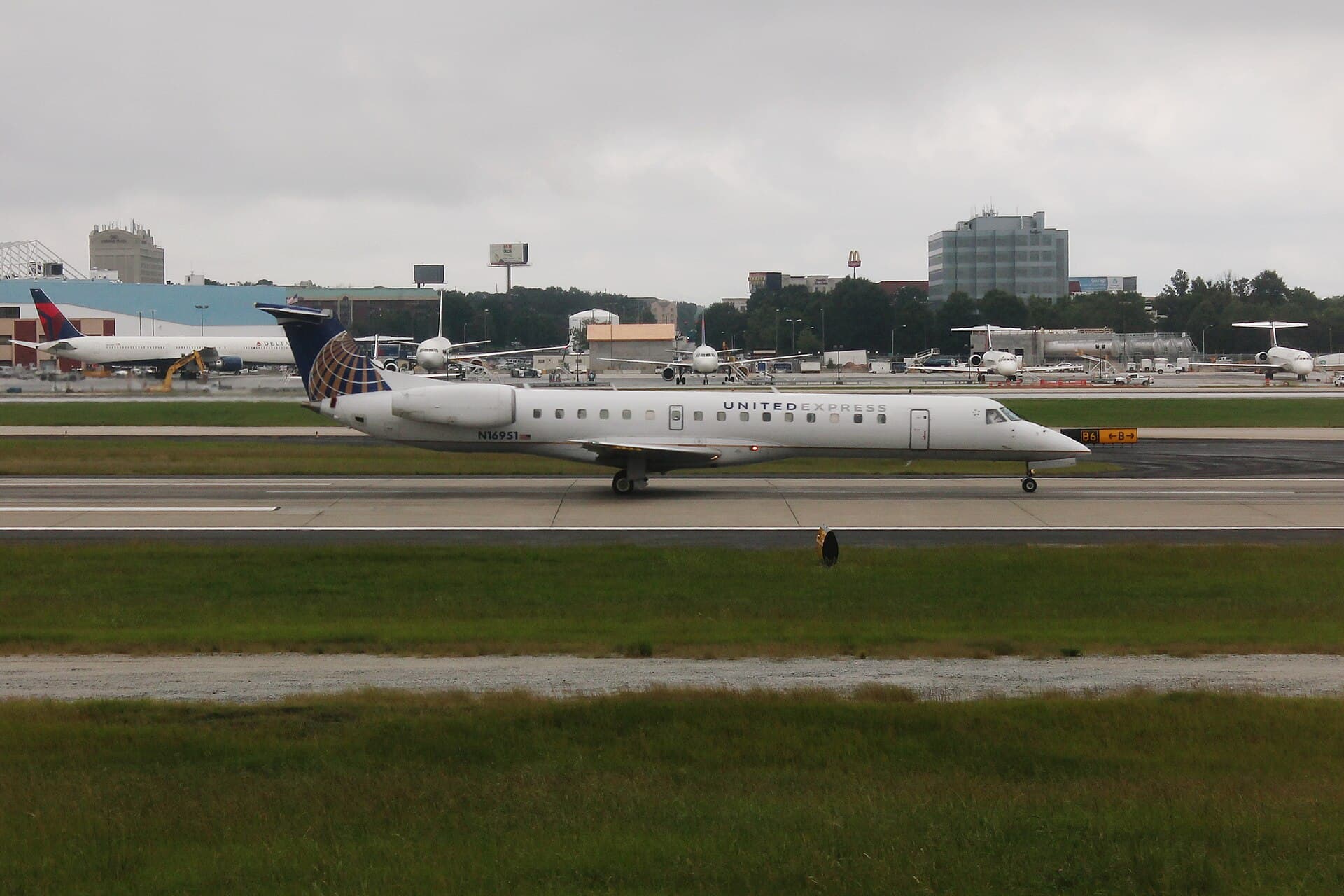 N16951 - Aircraft
