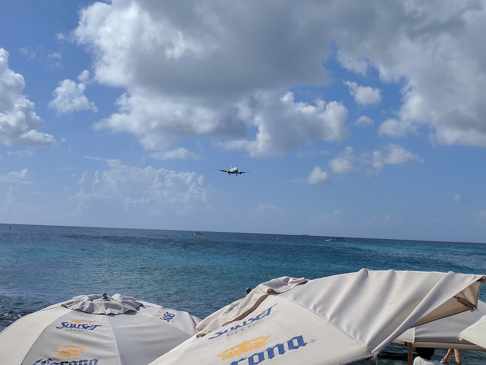 N17753 - Twin-engine aircraft