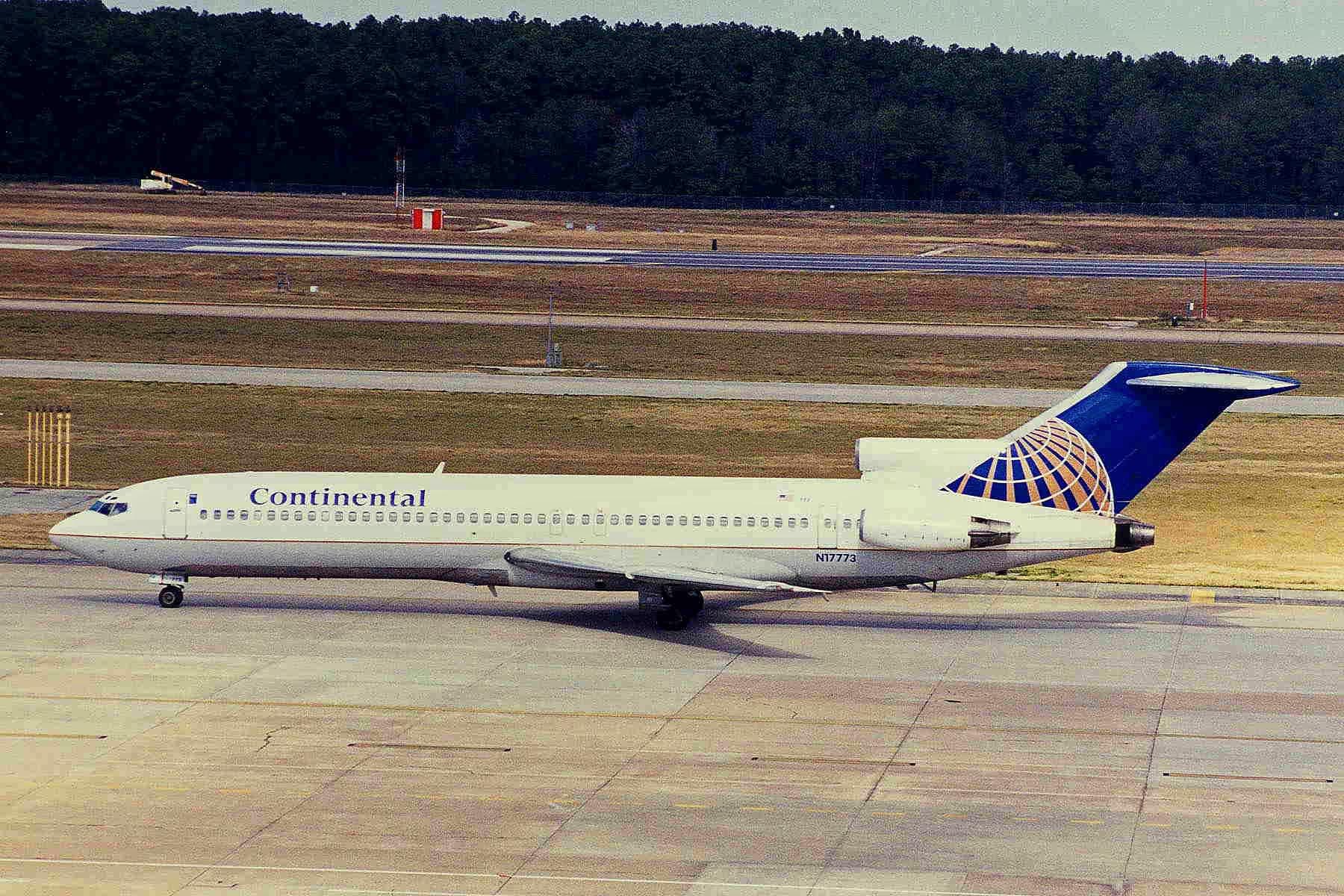 N17773 - Aircraft
