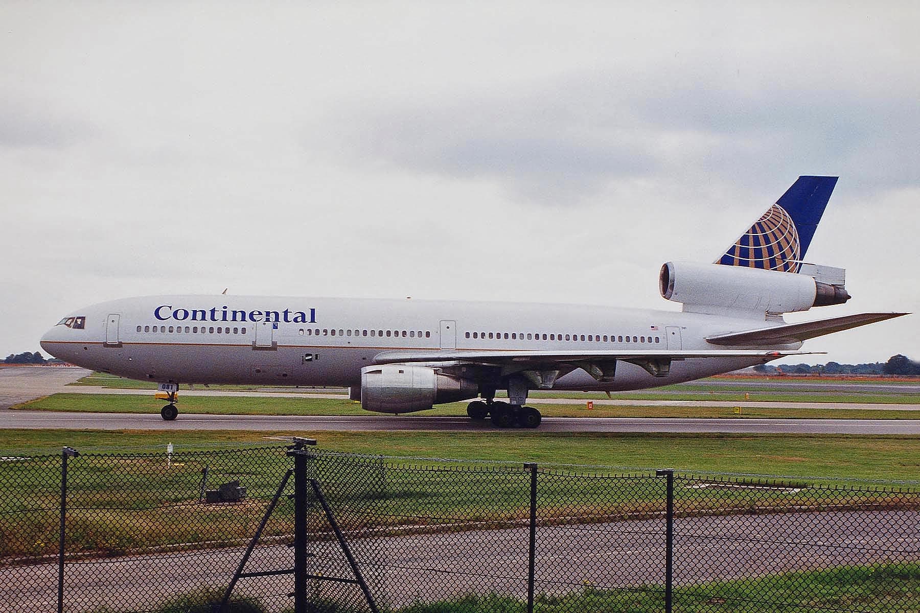N39081 - Douglas