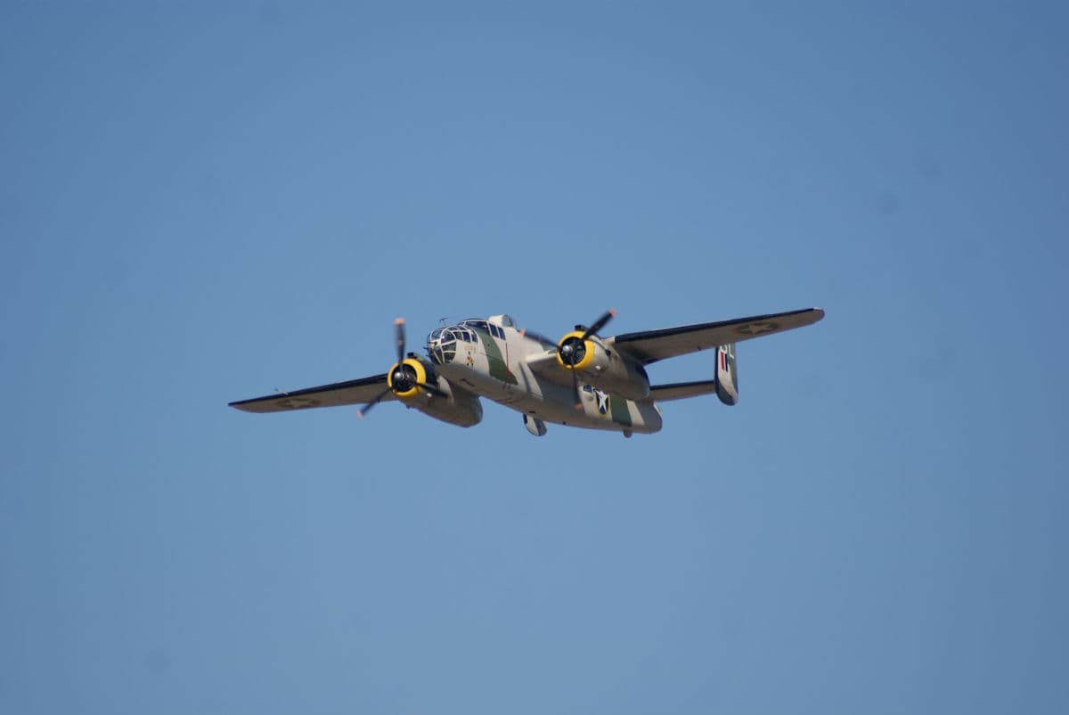 - Twin-engine aircraft