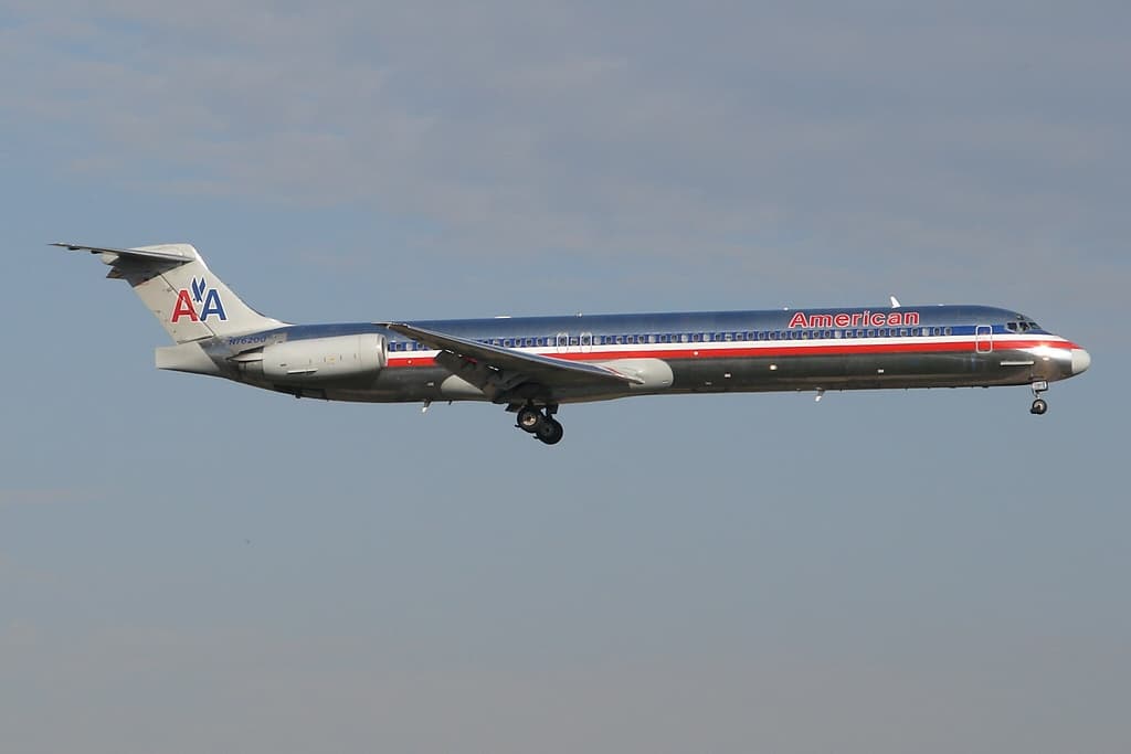N76200 - Twin-engine aircraft