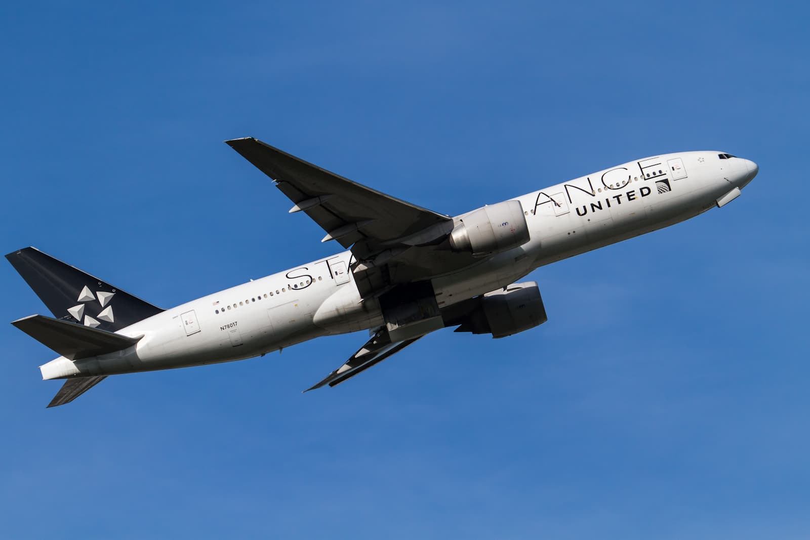 N78017 - Boeing