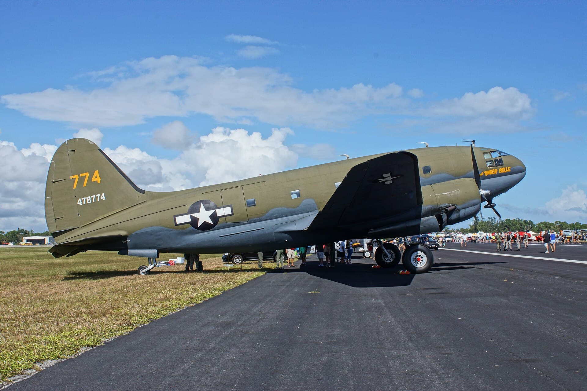 - Twin-engine aircraft