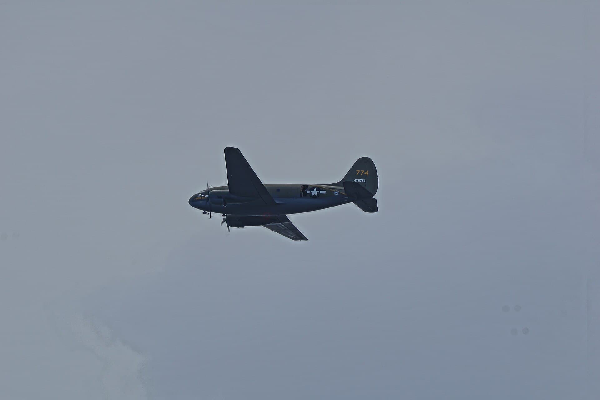 - Twin-engine aircraft
